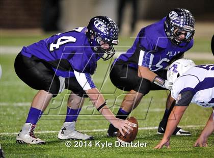 Thumbnail 2 in Mart vs. Tolar (UIL 2A Division 1 Region 2 Semifinal) photogallery.