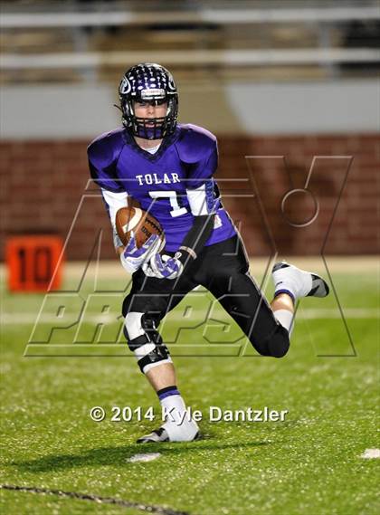 Thumbnail 3 in Mart vs. Tolar (UIL 2A Division 1 Region 2 Semifinal) photogallery.