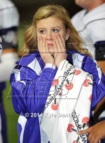 Thumbnail 1 in Mart vs. Tolar (UIL 2A Division 1 Region 2 Semifinal) photogallery.