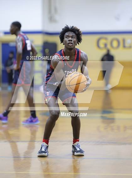 Thumbnail 2 in Terry Sanford @ E.E. Smith photogallery.