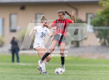 Thumbnail 3 in Montrose vs. Riverdale Ridge (CHSAA 4A playoffs round 1) photogallery.