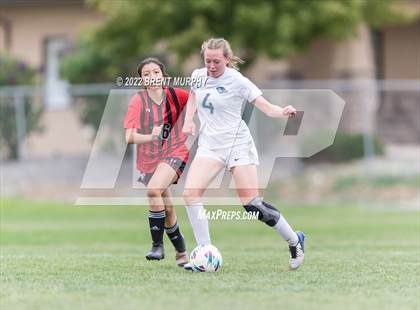 Thumbnail 1 in Montrose vs. Riverdale Ridge (CHSAA 4A playoffs round 1) photogallery.