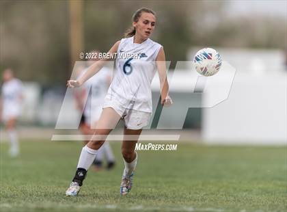 Thumbnail 3 in Montrose vs. Riverdale Ridge (CHSAA 4A playoffs round 1) photogallery.