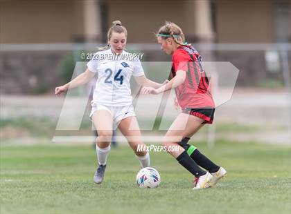 Thumbnail 2 in Montrose vs. Riverdale Ridge (CHSAA 4A playoffs round 1) photogallery.
