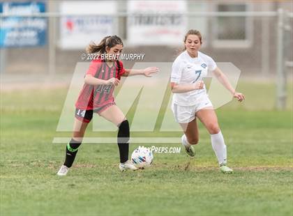 Thumbnail 3 in Montrose vs. Riverdale Ridge (CHSAA 4A playoffs round 1) photogallery.