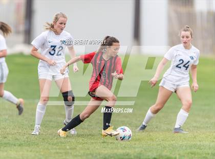 Thumbnail 2 in Montrose vs. Riverdale Ridge (CHSAA 4A playoffs round 1) photogallery.