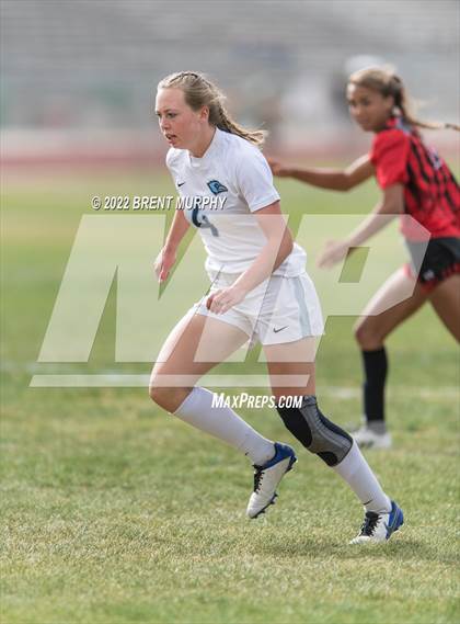 Thumbnail 2 in Montrose vs. Riverdale Ridge (CHSAA 4A playoffs round 1) photogallery.