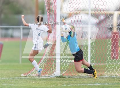 Thumbnail 3 in Montrose vs. Riverdale Ridge (CHSAA 4A playoffs round 1) photogallery.