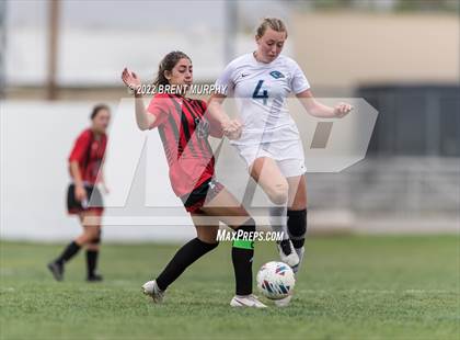 Thumbnail 3 in Montrose vs. Riverdale Ridge (CHSAA 4A playoffs round 1) photogallery.