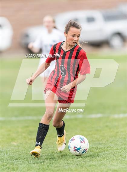 Thumbnail 1 in Montrose vs. Riverdale Ridge (CHSAA 4A playoffs round 1) photogallery.