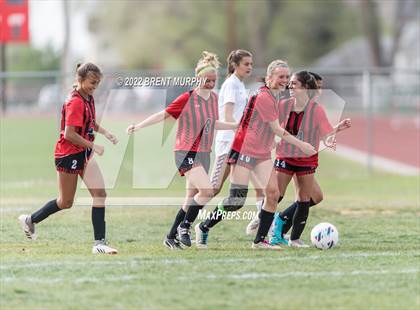 Thumbnail 3 in Montrose vs. Riverdale Ridge (CHSAA 4A playoffs round 1) photogallery.