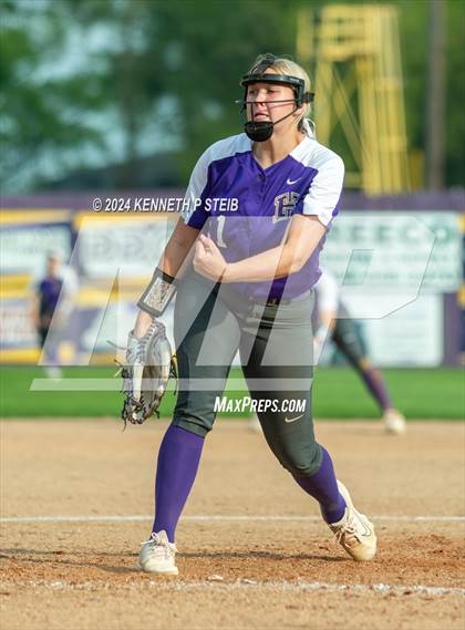 Thumbnail 2 in Hahnville @ Thibodaux photogallery.