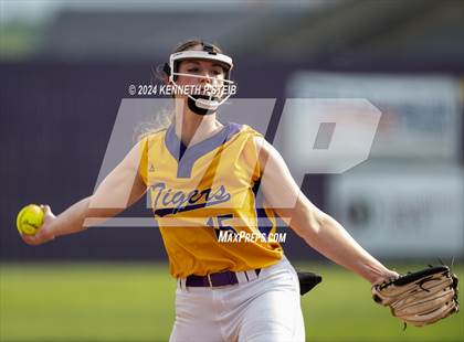 Thumbnail 2 in Hahnville @ Thibodaux photogallery.