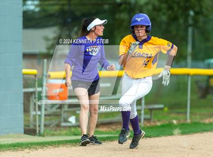 Thumbnail 1 in Hahnville @ Thibodaux photogallery.
