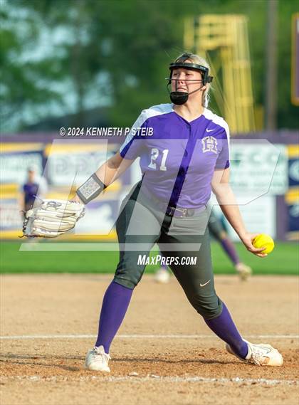 Thumbnail 1 in Hahnville @ Thibodaux photogallery.