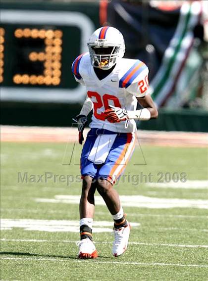 Thumbnail 1 in East St. Louis vs. Wayne (Kirk Herbstreit Varsity Football Series) photogallery.
