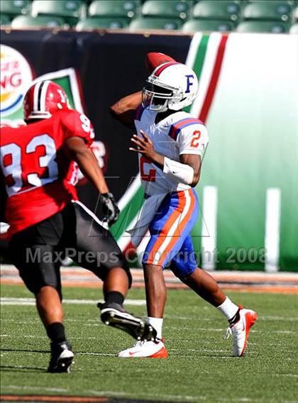 Thumbnail 3 in East St. Louis vs. Wayne (Kirk Herbstreit Varsity Football Series) photogallery.