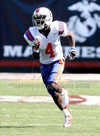 Thumbnail 2 in East St. Louis vs. Wayne (Kirk Herbstreit Varsity Football Series) photogallery.