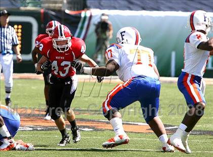 Thumbnail 3 in East St. Louis vs. Wayne (Kirk Herbstreit Varsity Football Series) photogallery.