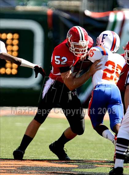 Thumbnail 1 in East St. Louis vs. Wayne (Kirk Herbstreit Varsity Football Series) photogallery.