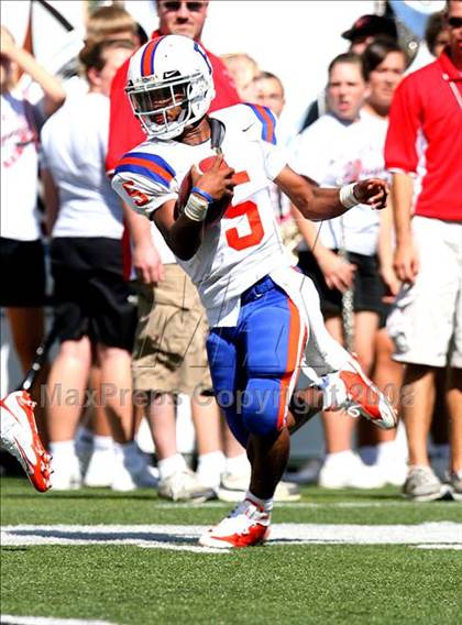 Thumbnail 3 in East St. Louis vs. Wayne (Kirk Herbstreit Varsity Football Series) photogallery.