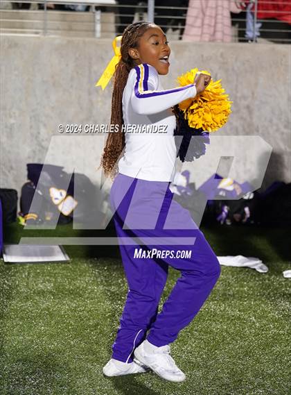 Thumbnail 3 in Lufkin vs College Station (UIL 5A Football Division I Region 3 Area Playoff) photogallery.