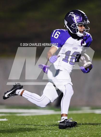 Thumbnail 2 in Lufkin vs College Station (UIL 5A Football Division I Region 3 Area Playoff) photogallery.