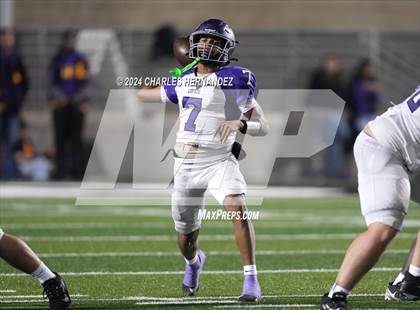 Thumbnail 1 in Lufkin vs College Station (UIL 5A Football Division I Region 3 Area Playoff) photogallery.
