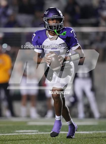 Thumbnail 3 in Lufkin vs College Station (UIL 5A Football Division I Region 3 Area Playoff) photogallery.