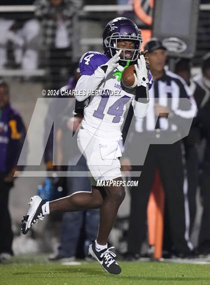 Thumbnail 3 in Lufkin vs College Station (UIL 5A Football Division I Region 3 Area Playoff) photogallery.
