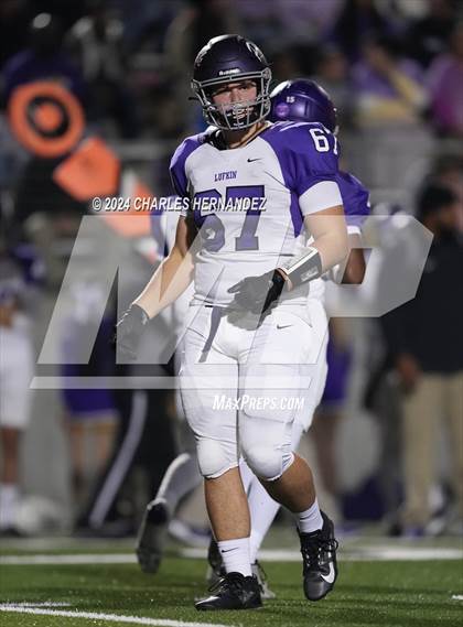 Thumbnail 2 in Lufkin vs College Station (UIL 5A Football Division I Region 3 Area Playoff) photogallery.