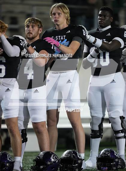 Thumbnail 1 in Lufkin vs College Station (UIL 5A Football Division I Region 3 Area Playoff) photogallery.