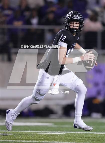 Thumbnail 2 in Lufkin vs College Station (UIL 5A Football Division I Region 3 Area Playoff) photogallery.