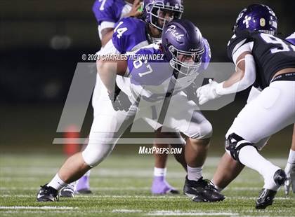 Thumbnail 3 in Lufkin vs College Station (UIL 5A Football Division I Region 3 Area Playoff) photogallery.