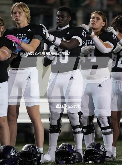 Thumbnail 2 in Lufkin vs College Station (UIL 5A Football Division I Region 3 Area Playoff) photogallery.
