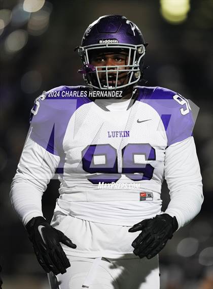 Thumbnail 1 in Lufkin vs College Station (UIL 5A Football Division I Region 3 Area Playoff) photogallery.
