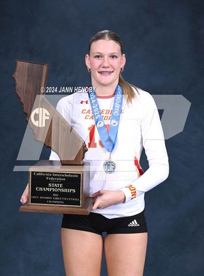 Thumbnail 3 in Archbishop Mitty vs Cathedral Catholic (CIF Open Division Final Awards) photogallery.