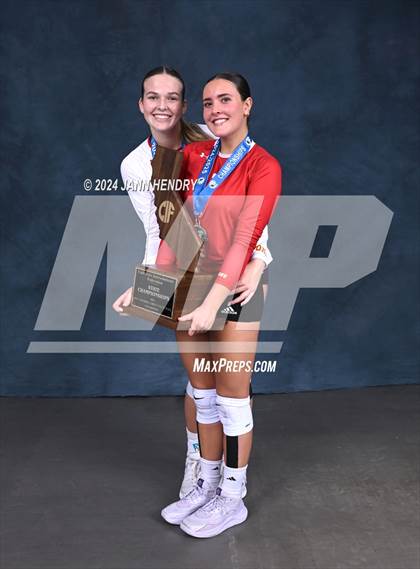 Thumbnail 2 in Archbishop Mitty vs Cathedral Catholic (CIF Open Division Final Awards) photogallery.