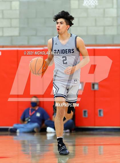 Thumbnail 2 in Sonora vs. Cathedral Catholic (Mater Dei Extravaganza) photogallery.