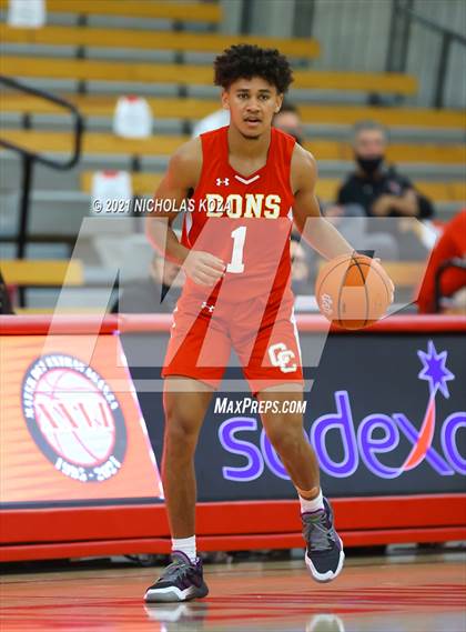 Thumbnail 1 in Sonora vs. Cathedral Catholic (Mater Dei Extravaganza) photogallery.
