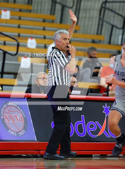 Thumbnail 3 in Sonora vs. Cathedral Catholic (Mater Dei Extravaganza) photogallery.