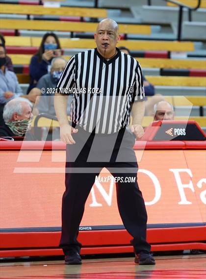 Thumbnail 2 in Sonora vs. Cathedral Catholic (Mater Dei Extravaganza) photogallery.