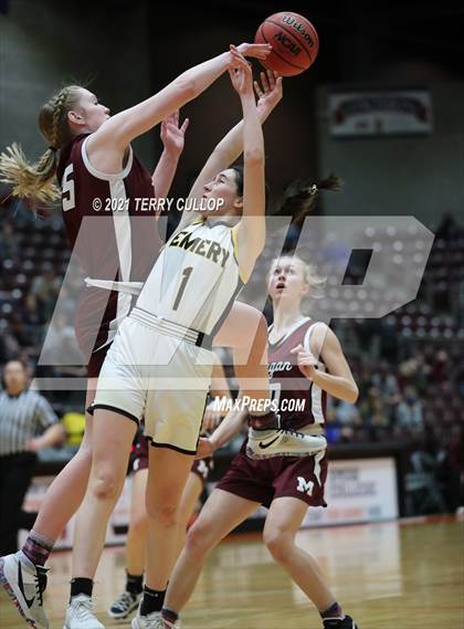 Thumbnail 1 in Morgan vs. Emery (UHSAA 3A Final) photogallery.