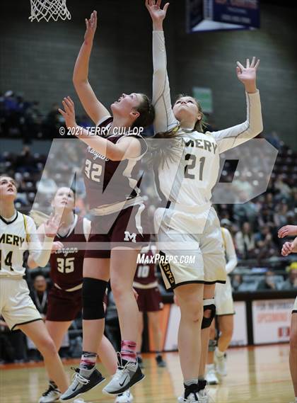 Thumbnail 3 in Morgan vs. Emery (UHSAA 3A Final) photogallery.