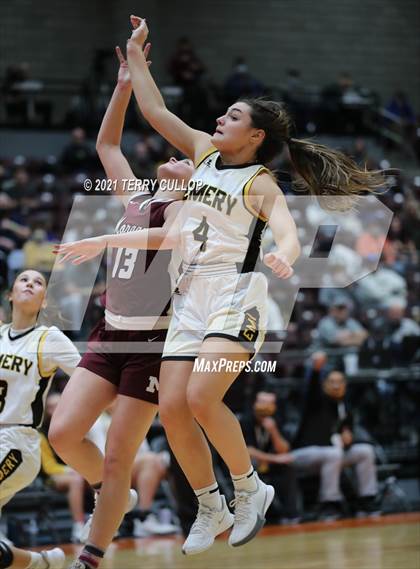 Thumbnail 2 in Morgan vs. Emery (UHSAA 3A Final) photogallery.