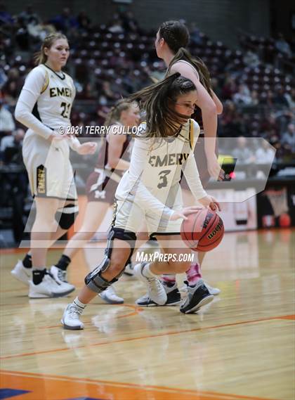 Thumbnail 1 in Morgan vs. Emery (UHSAA 3A Final) photogallery.