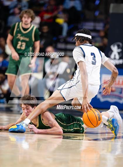Thumbnail 2 in Bandys vs Reidsville (NCHSAA 2A Regional Final) photogallery.
