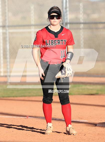 Thumbnail 1 in Ironwood Ridge vs Liberty (Sunrise Mountain Invitational) photogallery.