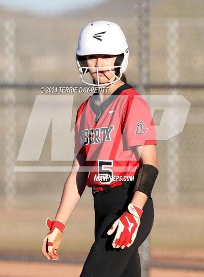 Thumbnail 2 in Ironwood Ridge vs Liberty (Sunrise Mountain Invitational) photogallery.