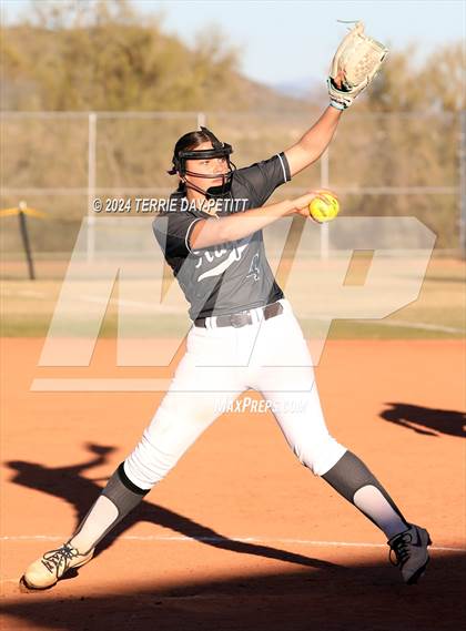 Thumbnail 2 in Ironwood Ridge vs Liberty (Sunrise Mountain Invitational) photogallery.